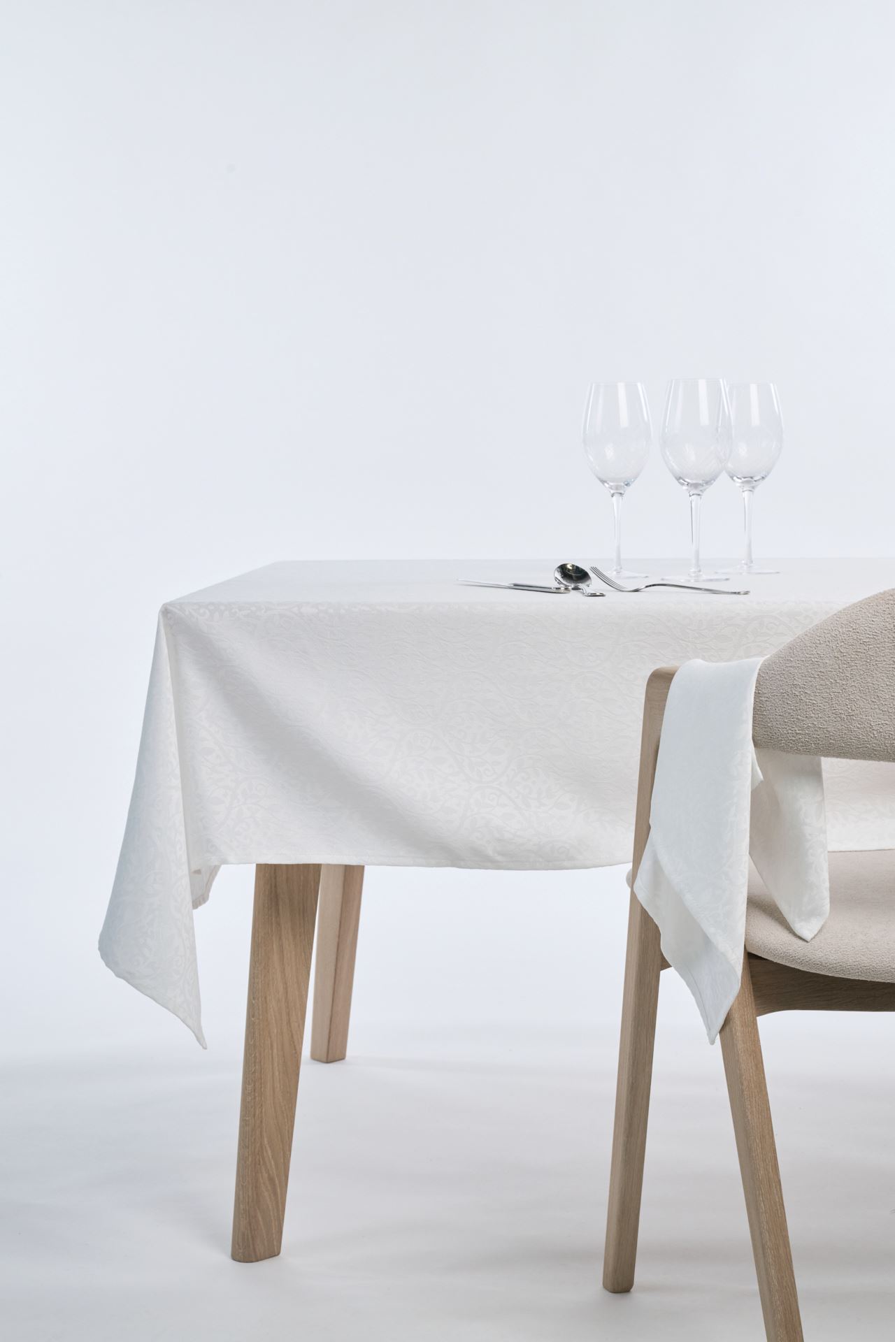 Žaakaarkoes laudlina valge - 140x350 cm valge - 1