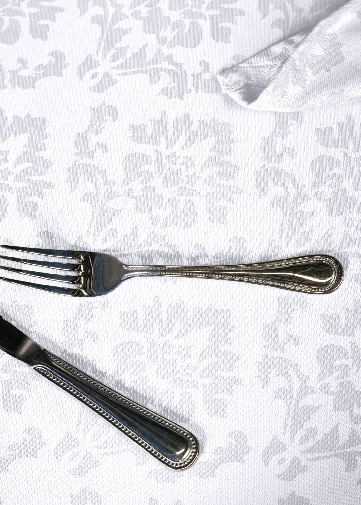 Vahatatud laudlina valge - 4