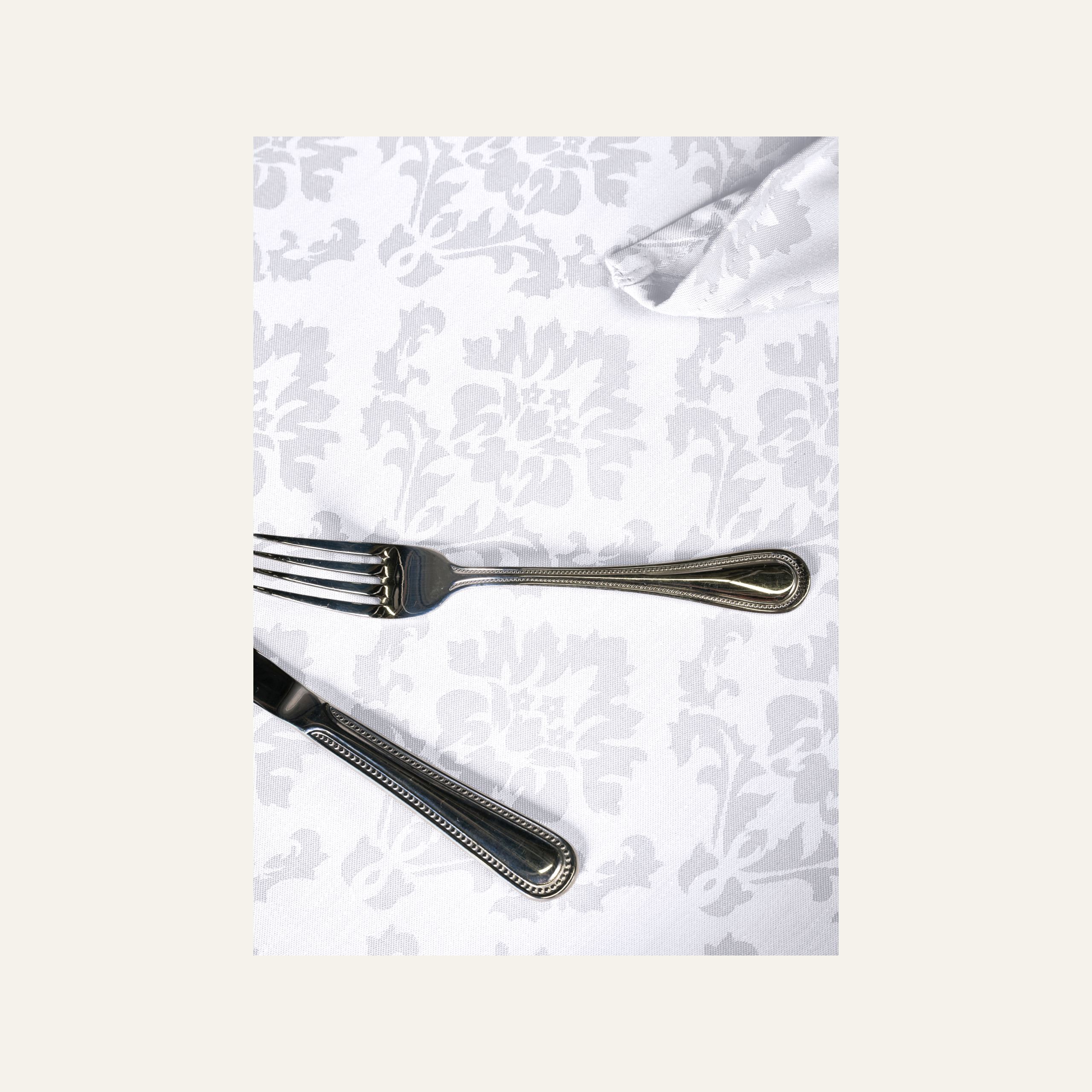 Vahatatud laudlina valge - 4