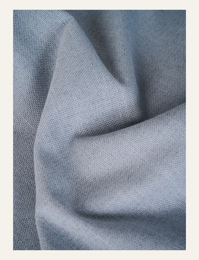 Pimendav kardin udusinine - 2