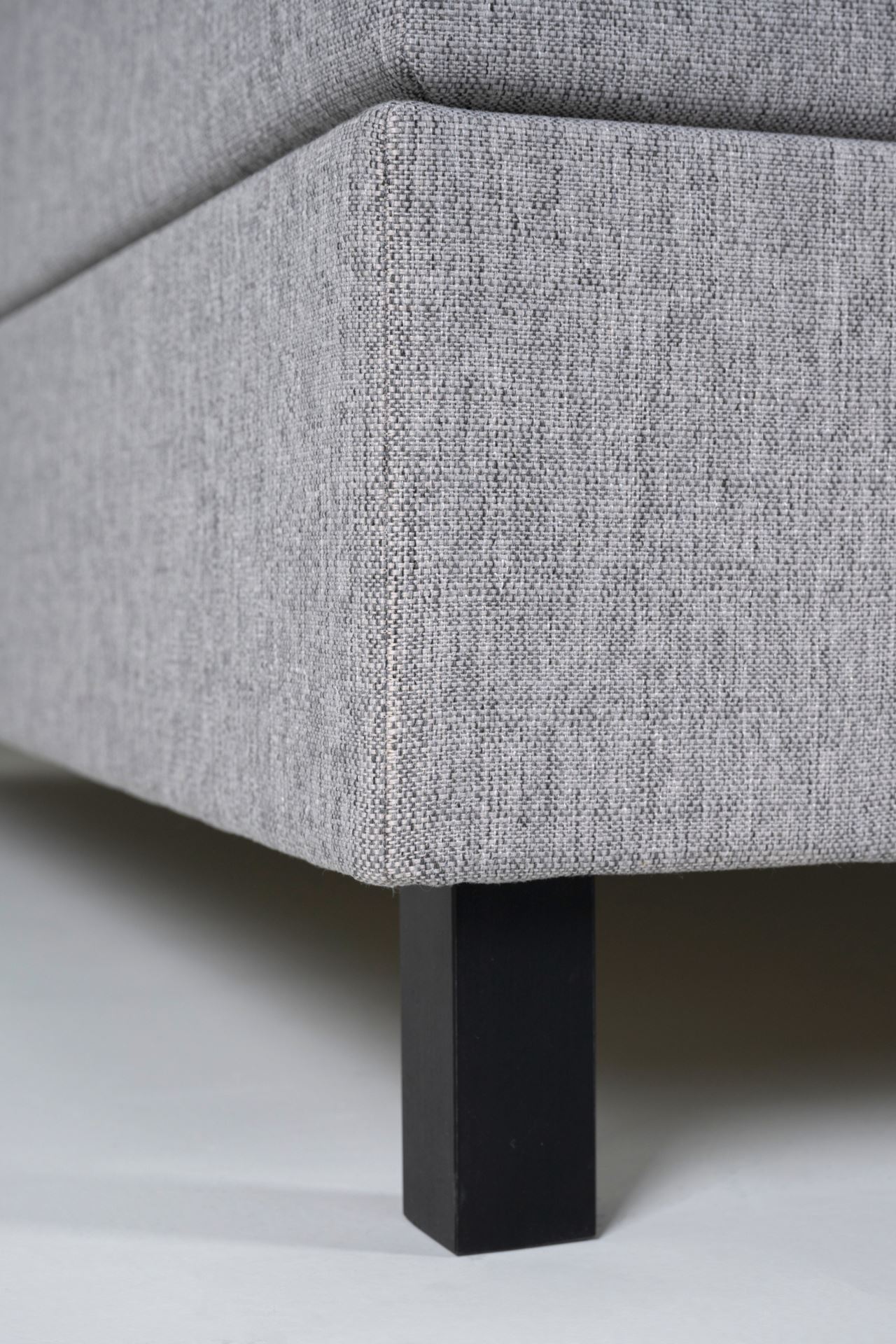 Kontinentaalvoodi hall - 2