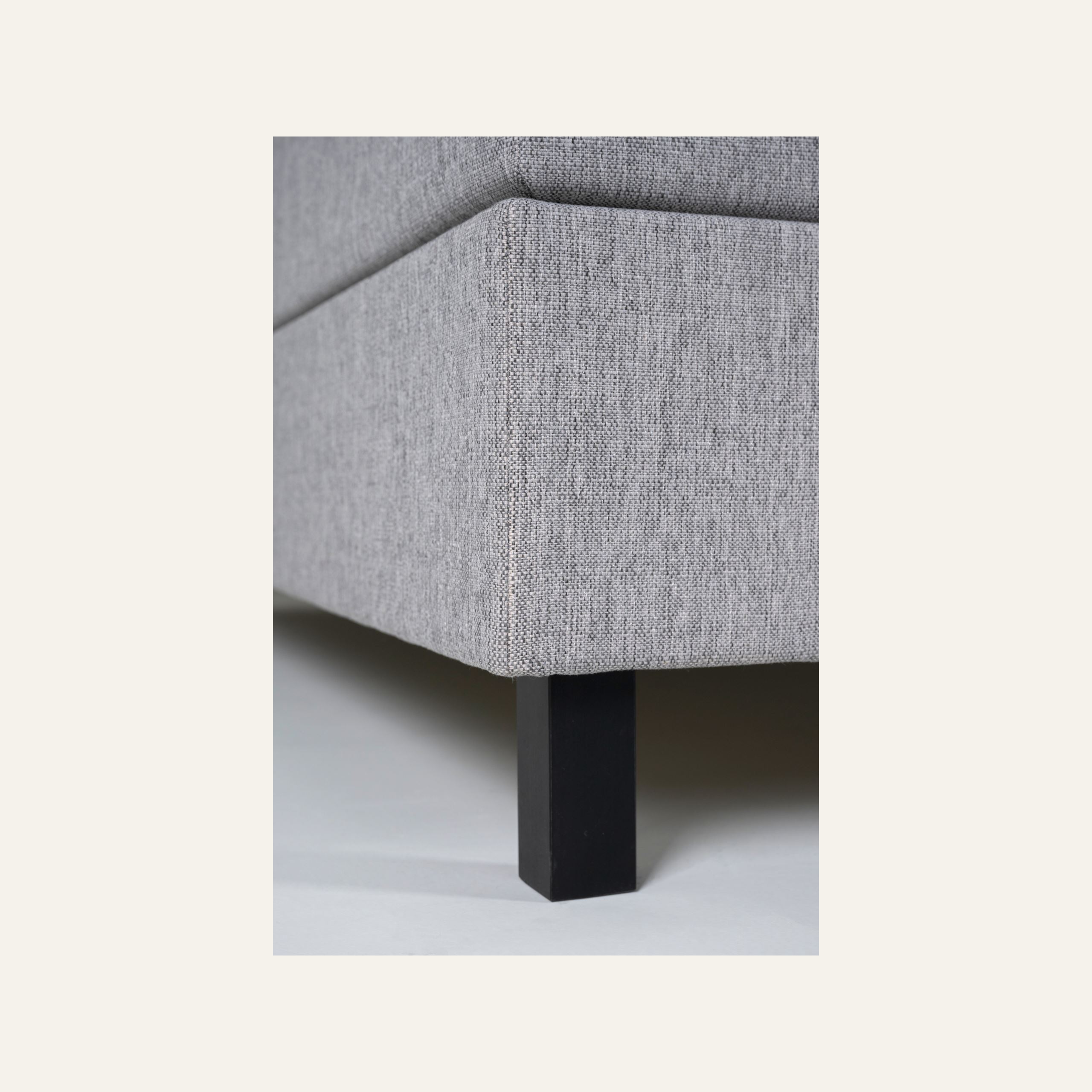 Kontinentaalvoodi hall - 2