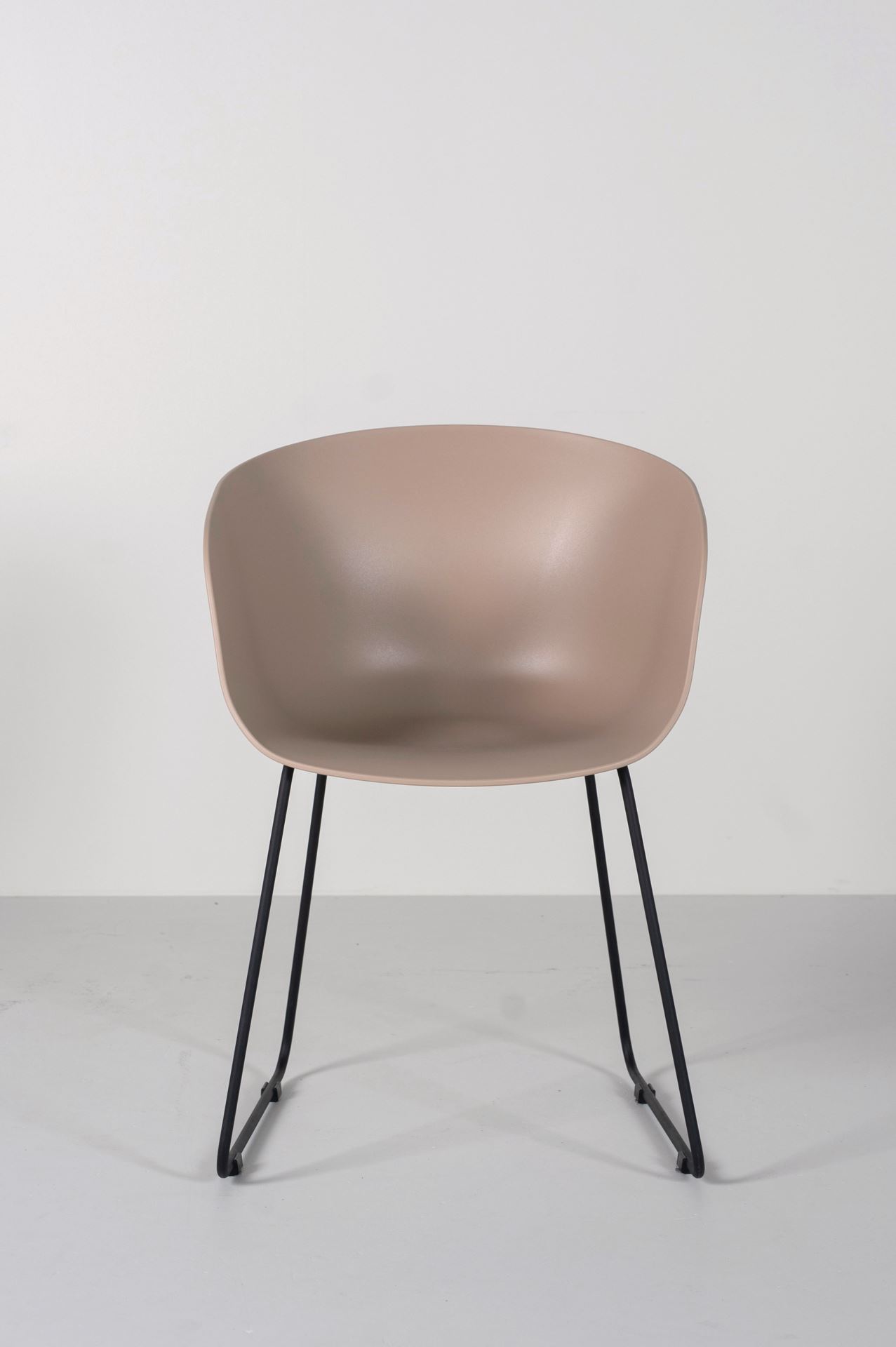 Söögilauatool beež - 2