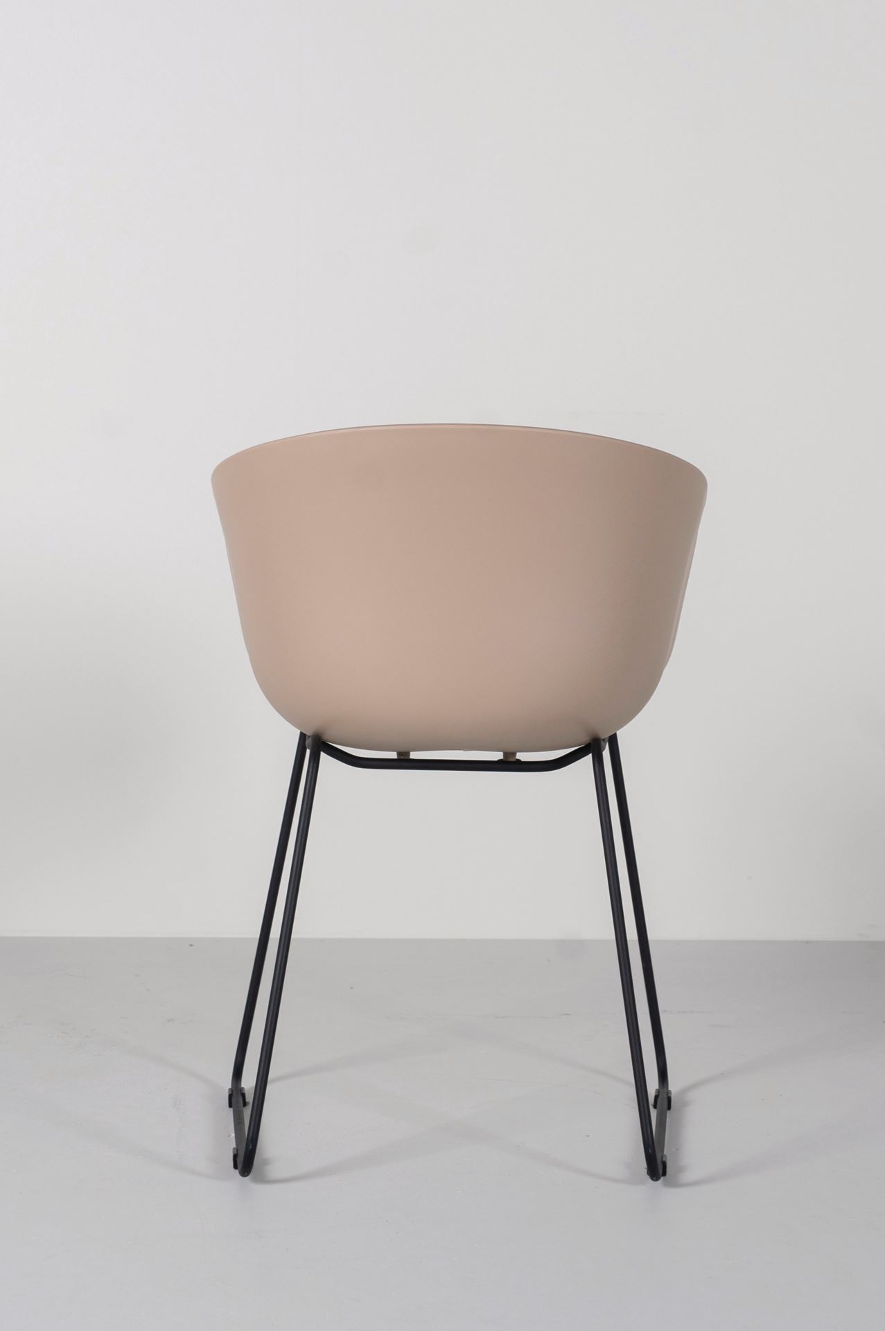 Söögilauatool beež - 3