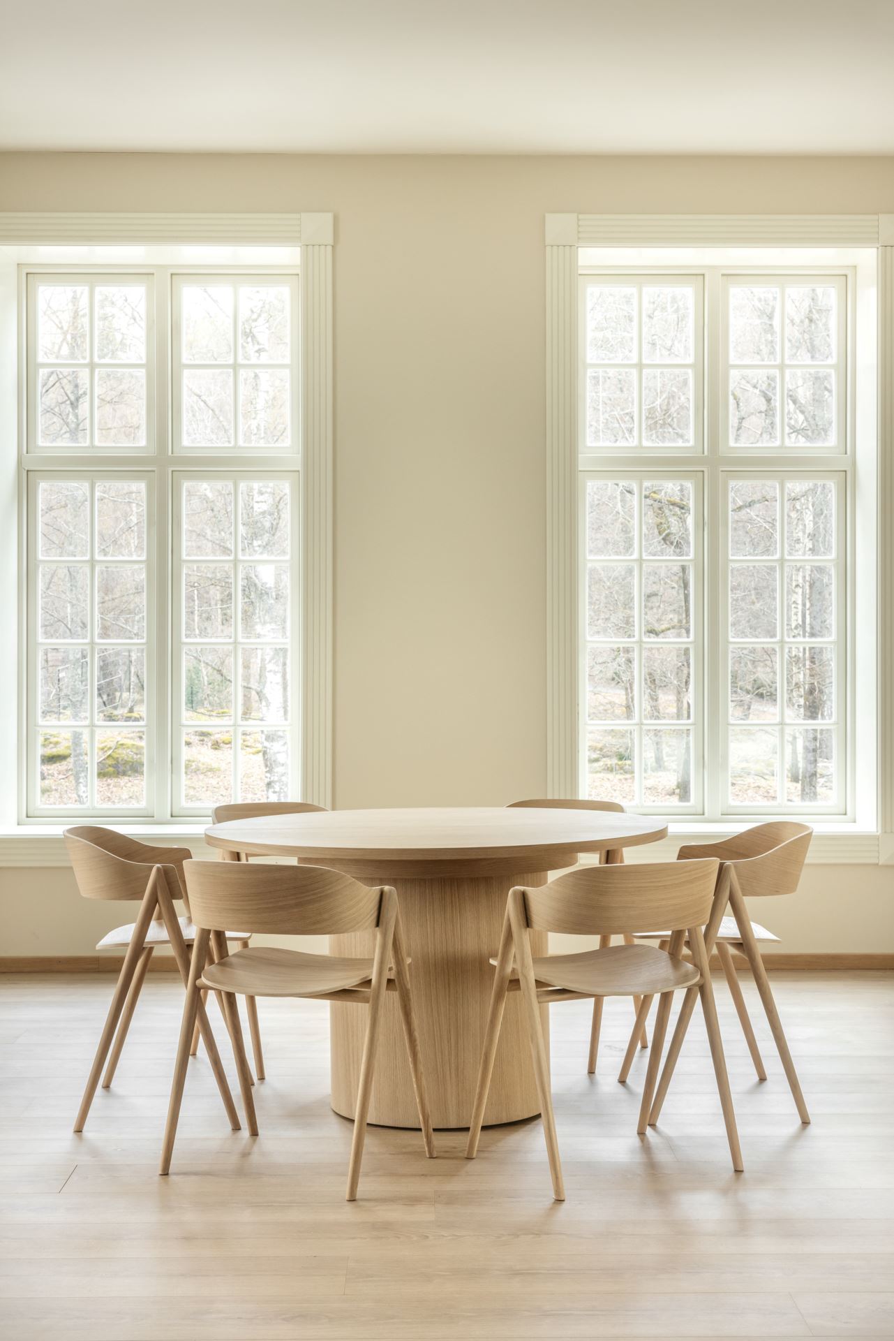 Söögilaud naturaalne toon - 4