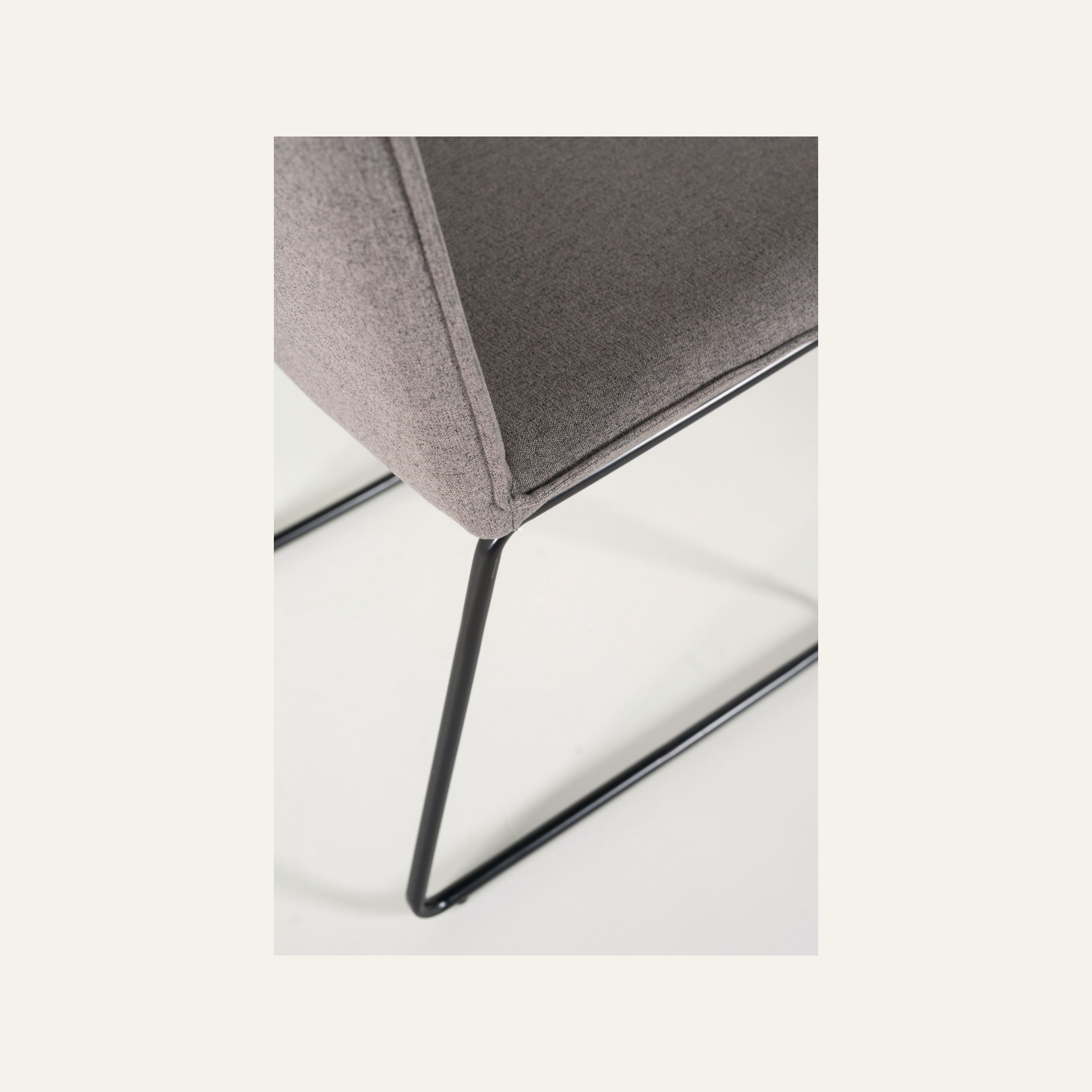 Söögilauatool greige - 8