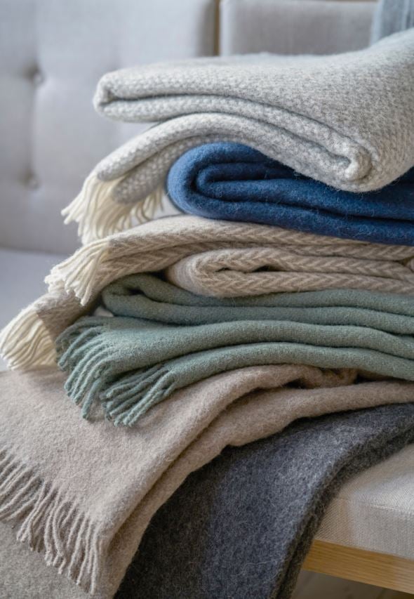 Villapleed hallikaspruun - 4