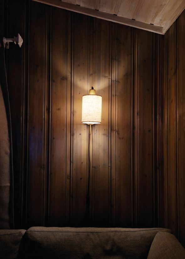 Seinavalgusti messing - 3