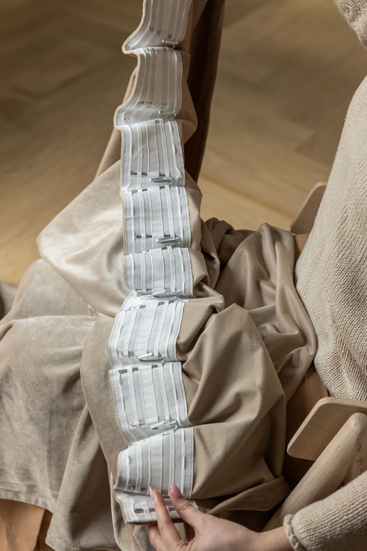 Madal kardinakonks terashall - 3