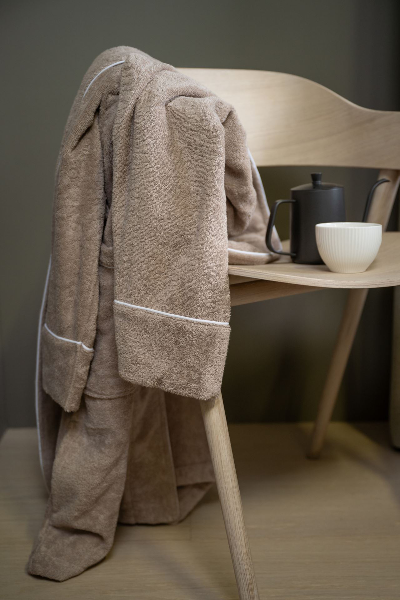 Hommikumantel beež - 9