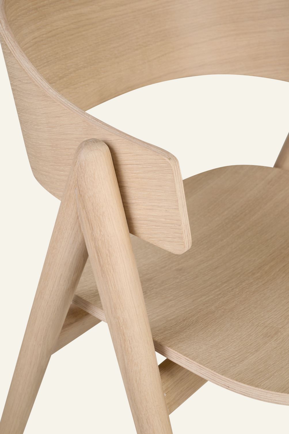 Söögilauatool naturaalne toon - 2