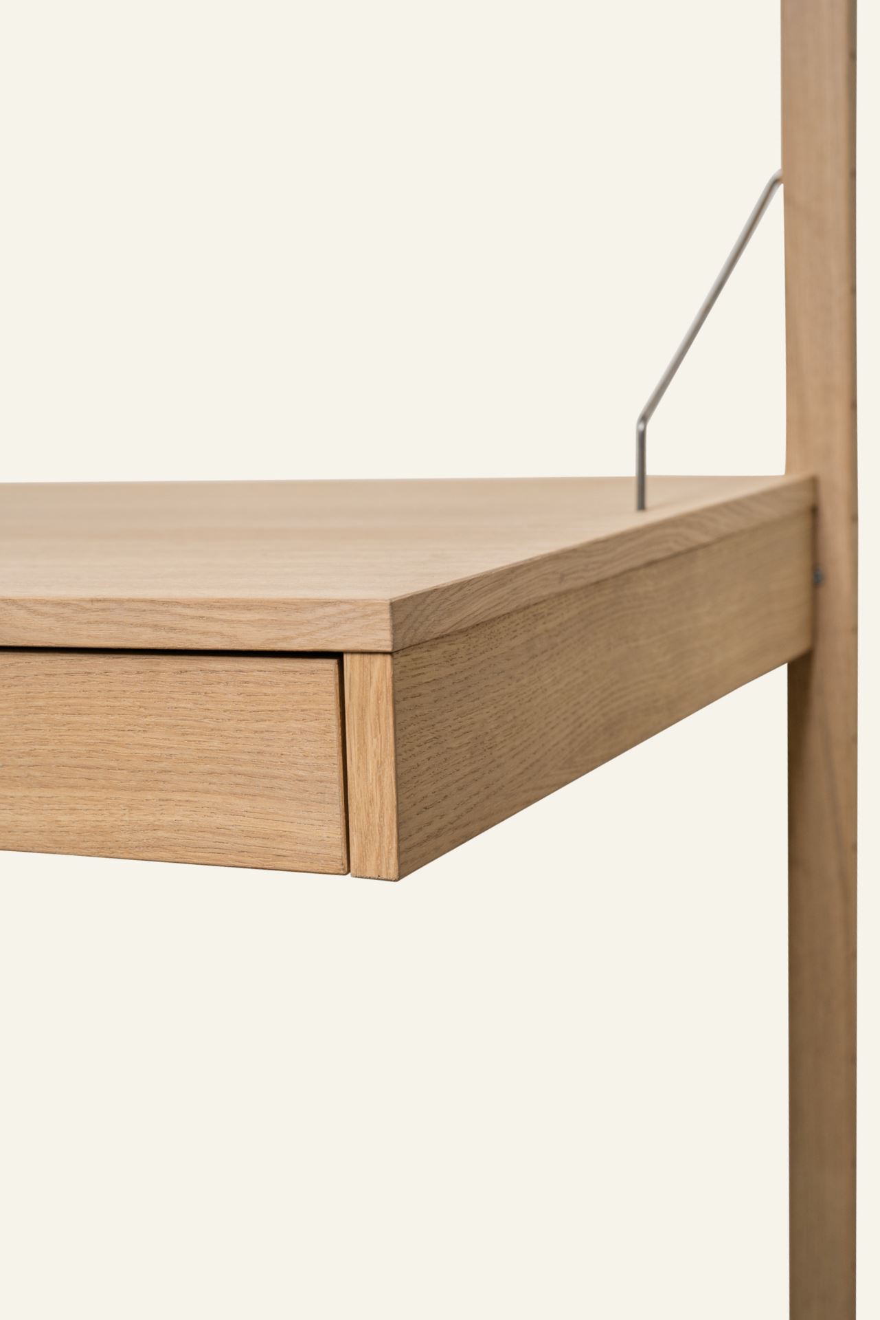 Riiulisüsteem kirjutuslauaplaadiga ja sahtliga naturaalne toon - 3