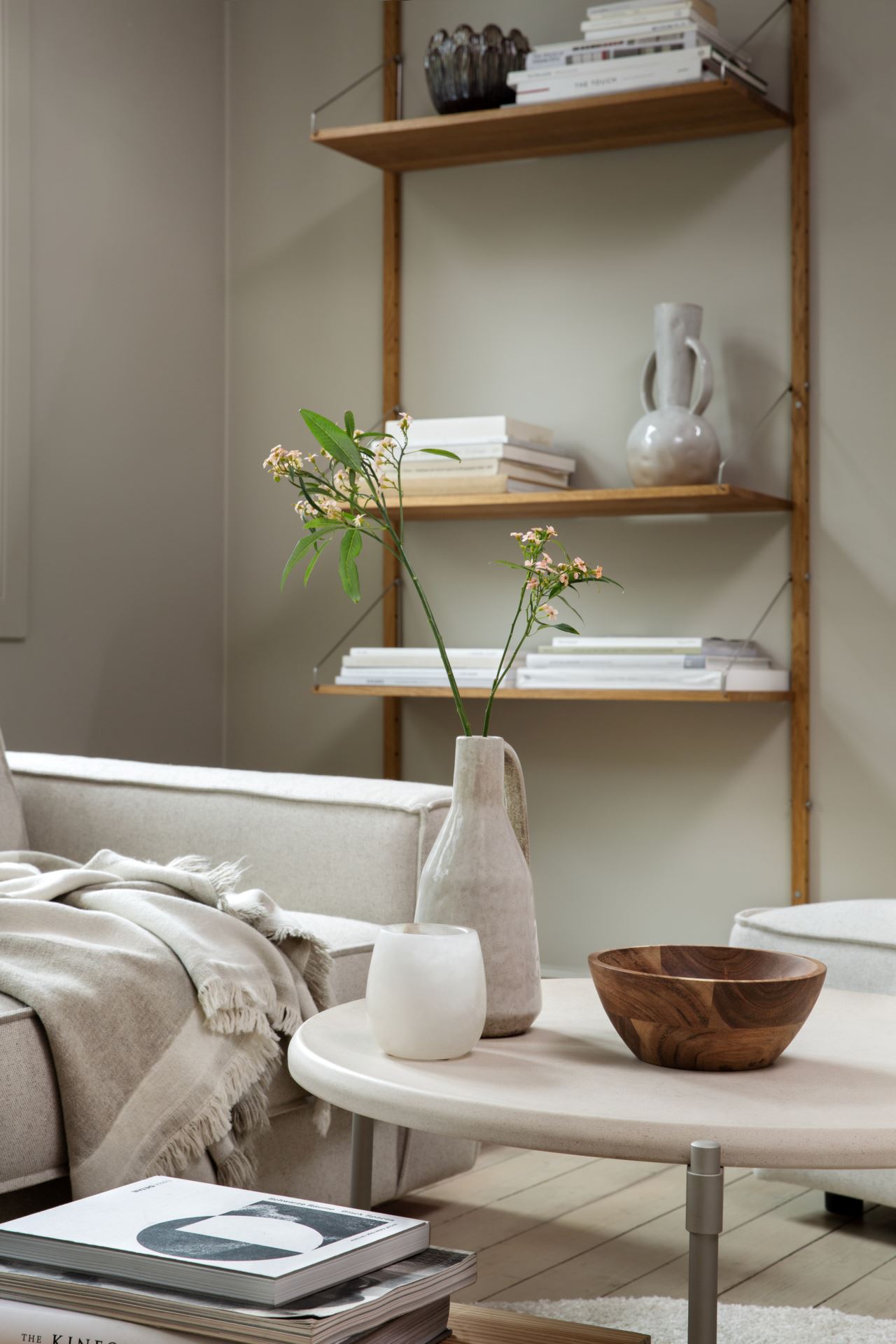 Küünlalatern loodusvalge - 2