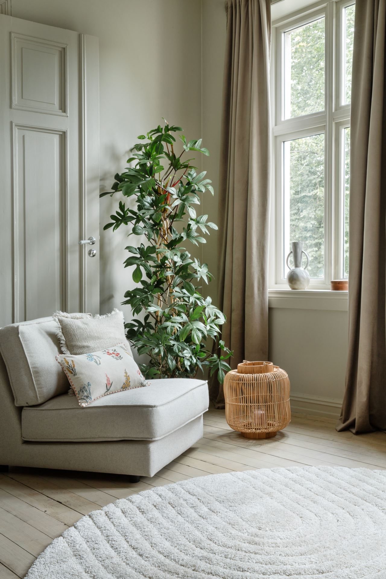 Ümmargune vaip loodusvalge - 2