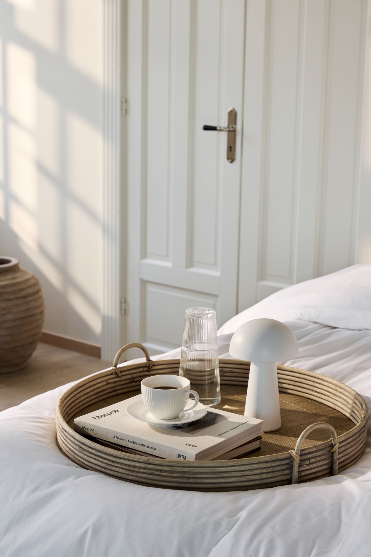 Patareitoitel valgusti valge - 2