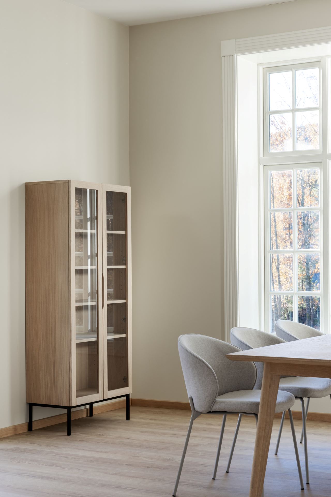 Söögilauatool hele beige - 3