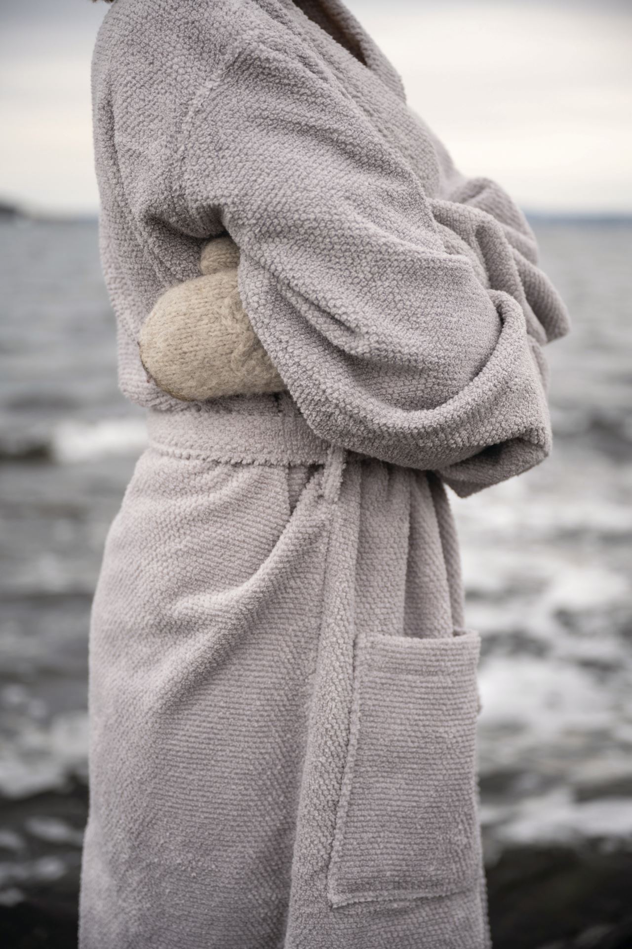 Hommikumantel hall - 4