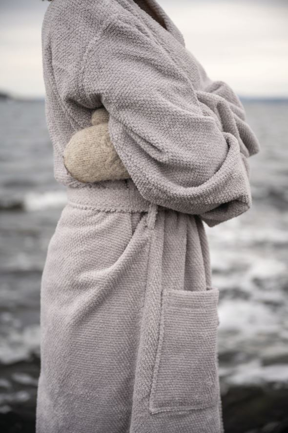 Hommikumantel hall - 4