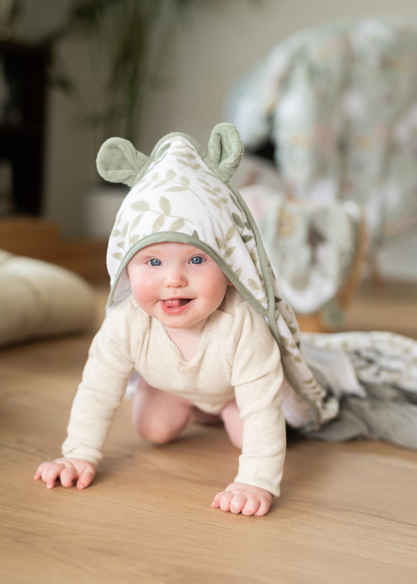 Kapuutsiga rätik heleroheline - 2