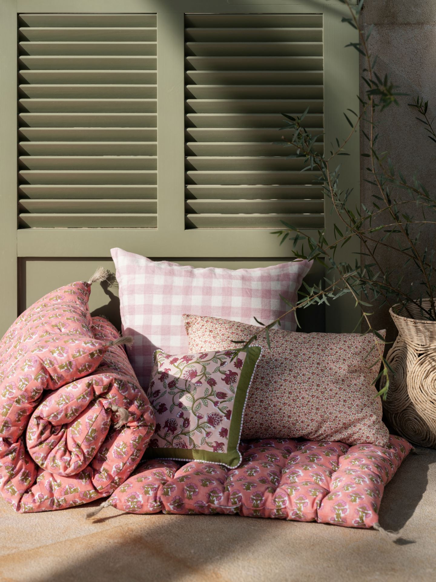 Dekoratiivpadja kate roosa - 2