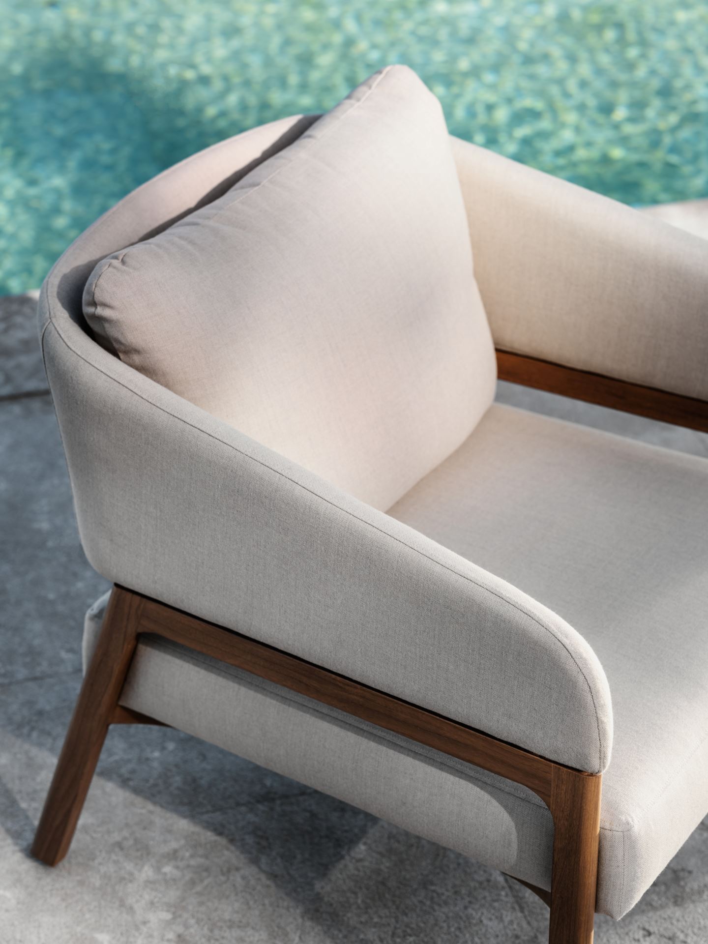 Lounge tool beež - 2