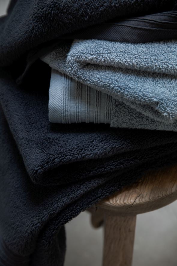 Rätik tumesinine - 2