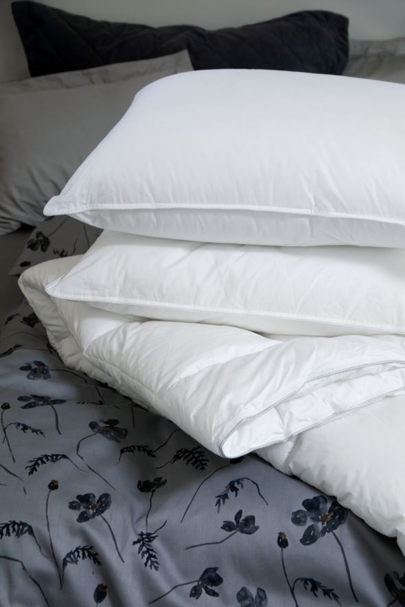 Keskmise soojusega sünteetiline tekk valge - 5