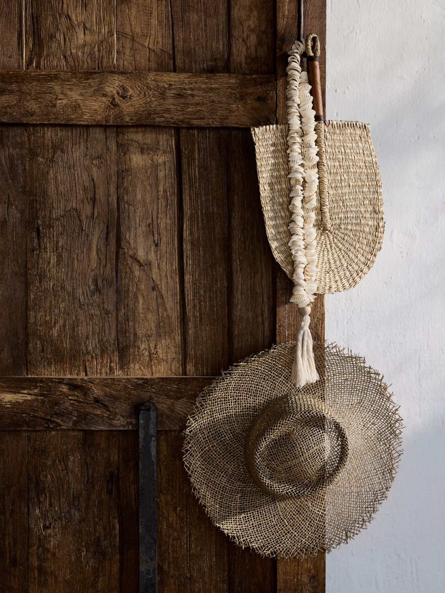 Seinakaunistus valge - 2