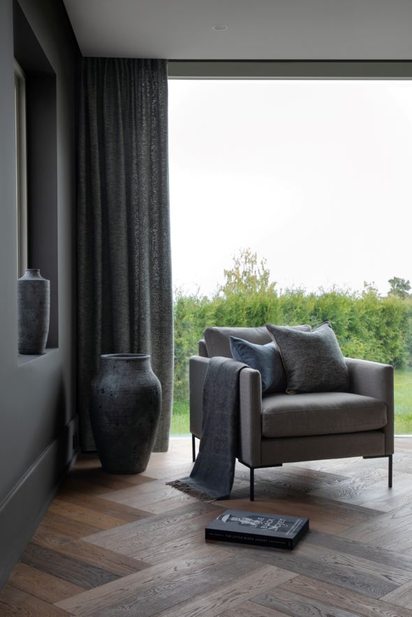 Keraamiline vaas hall - 2