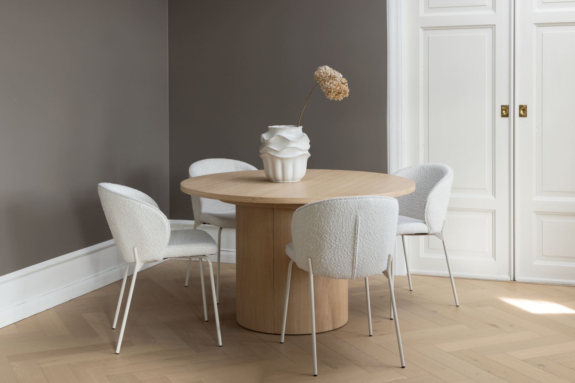 Söögilaud naturaalne toon - 10