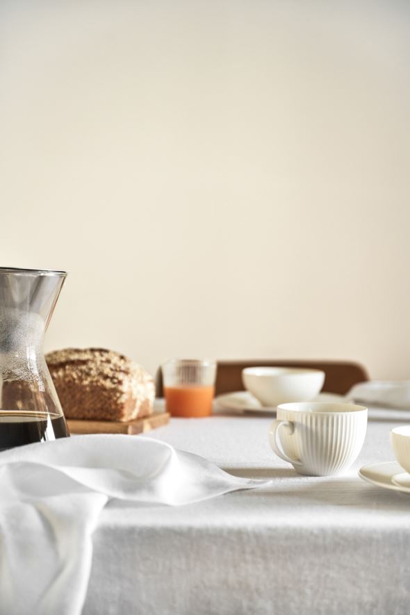 Tass alustaldrikuga valge - 7