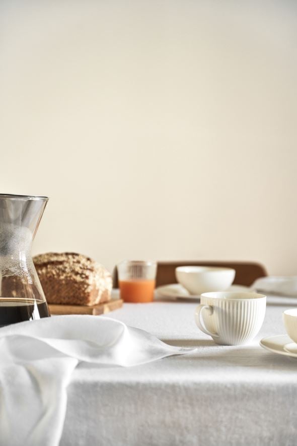 Tass alustaldrikuga valge - 7