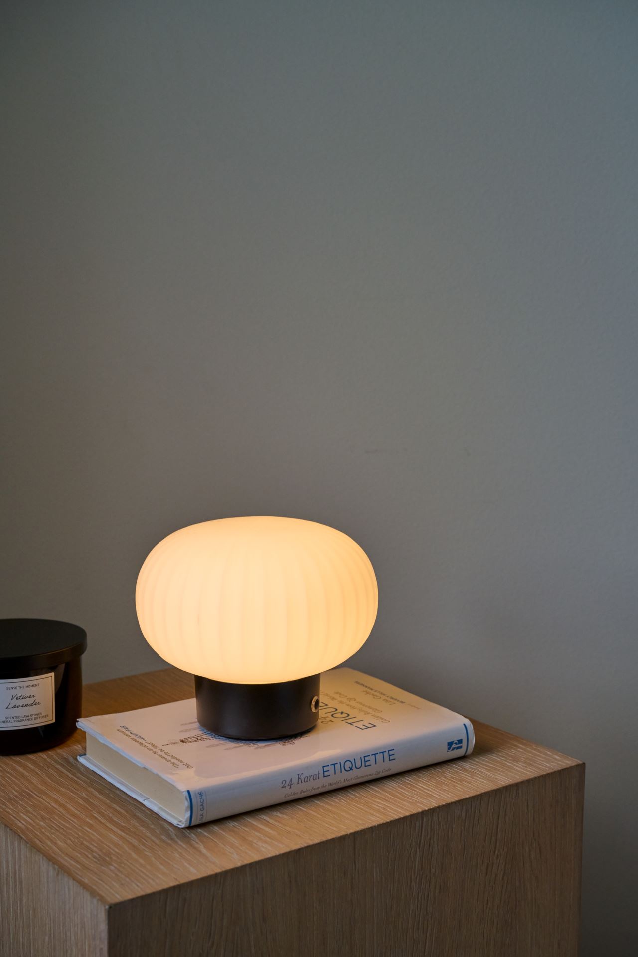 Patareitoitel valgusti must - 3