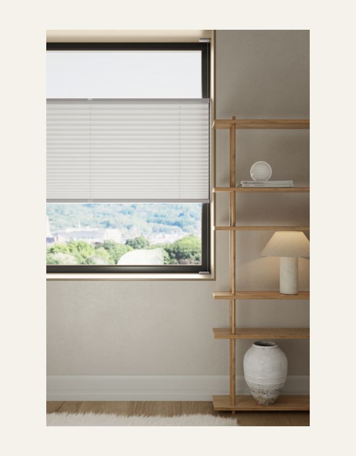 Valgust filtreeriv voldikkardin valge - 3