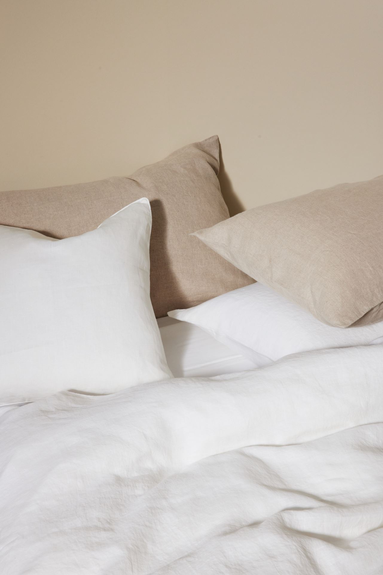 Linane padjapüür valge - 2