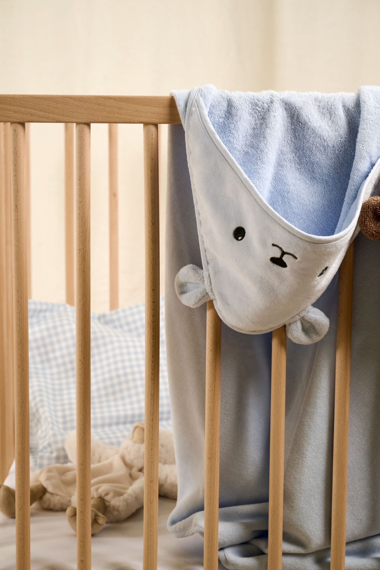 Kapuutsiga rätik hele sinine - 4