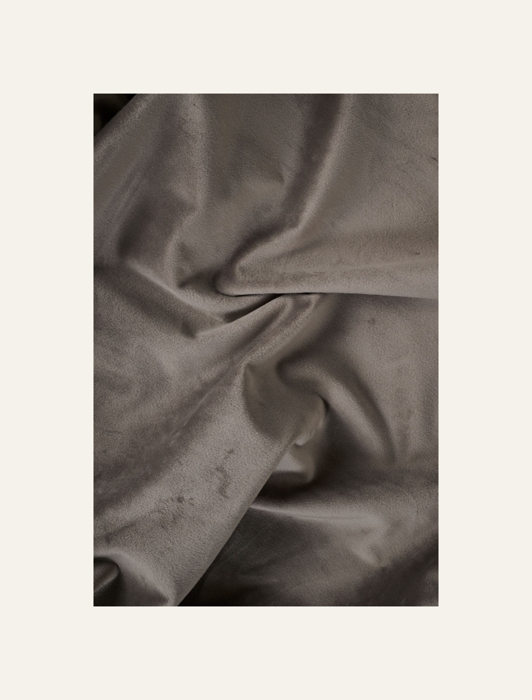 Kardin hallikaspruun - 2