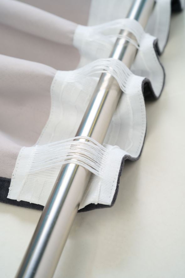 Pimendav kardin hall - 4