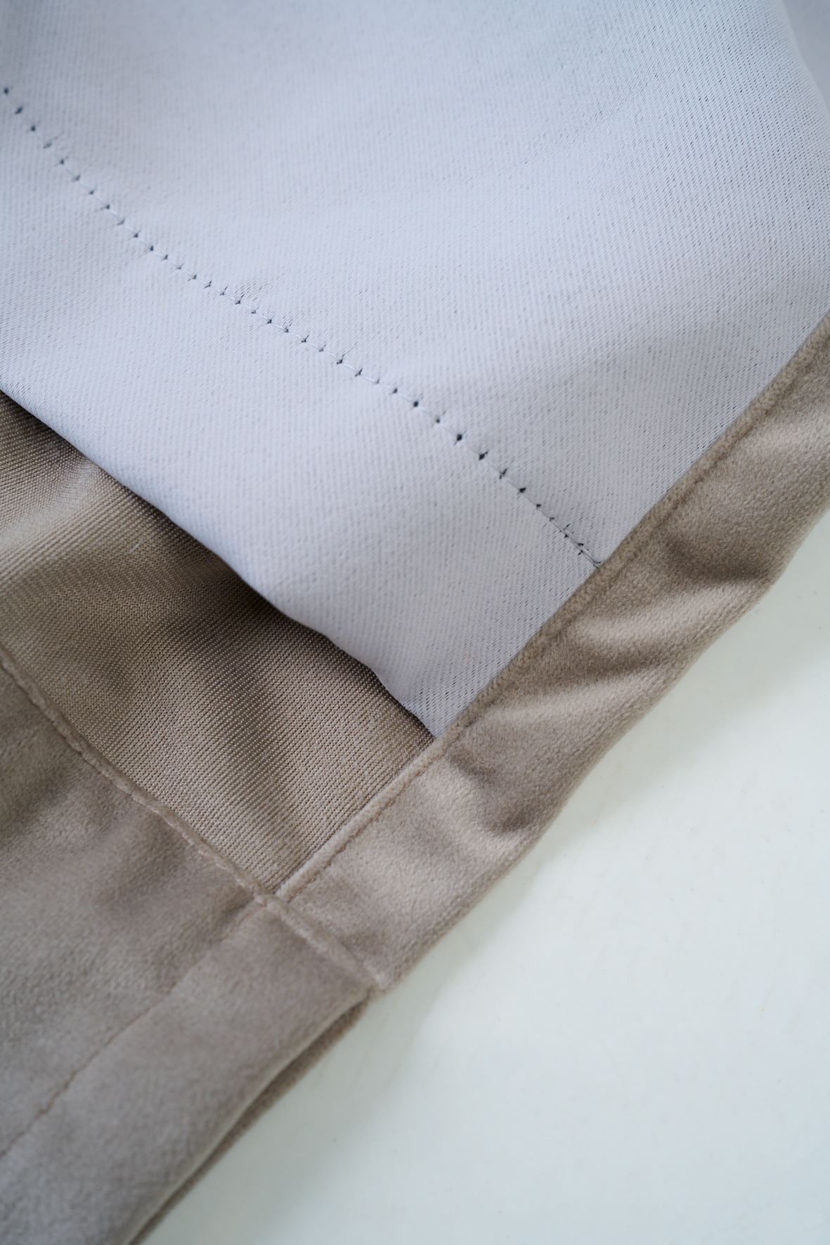 Pimendav kardin hallikaspruun - 5