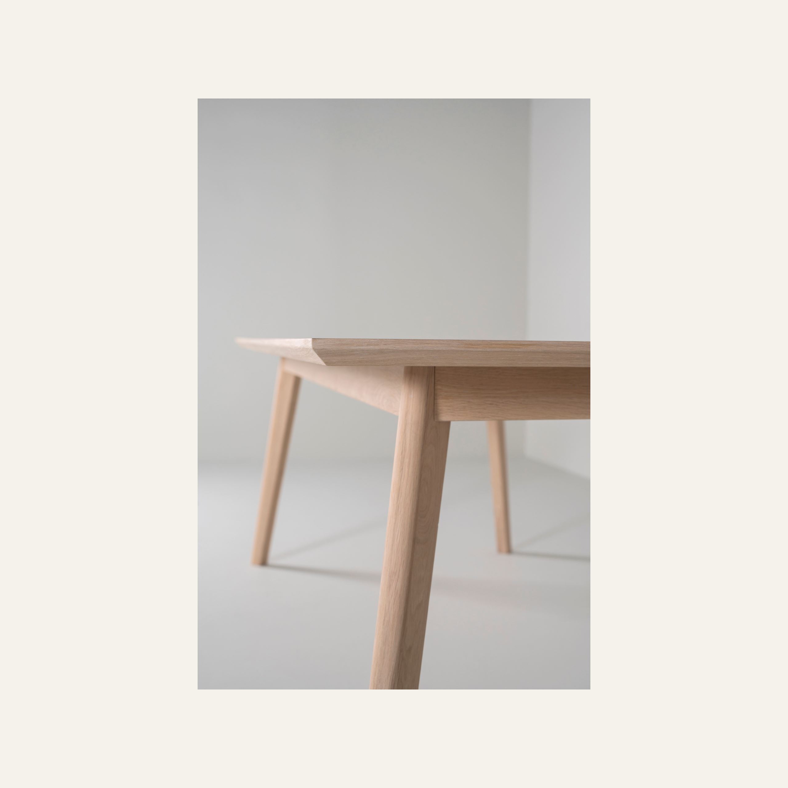 Söögilaud naturaalne toon - 3