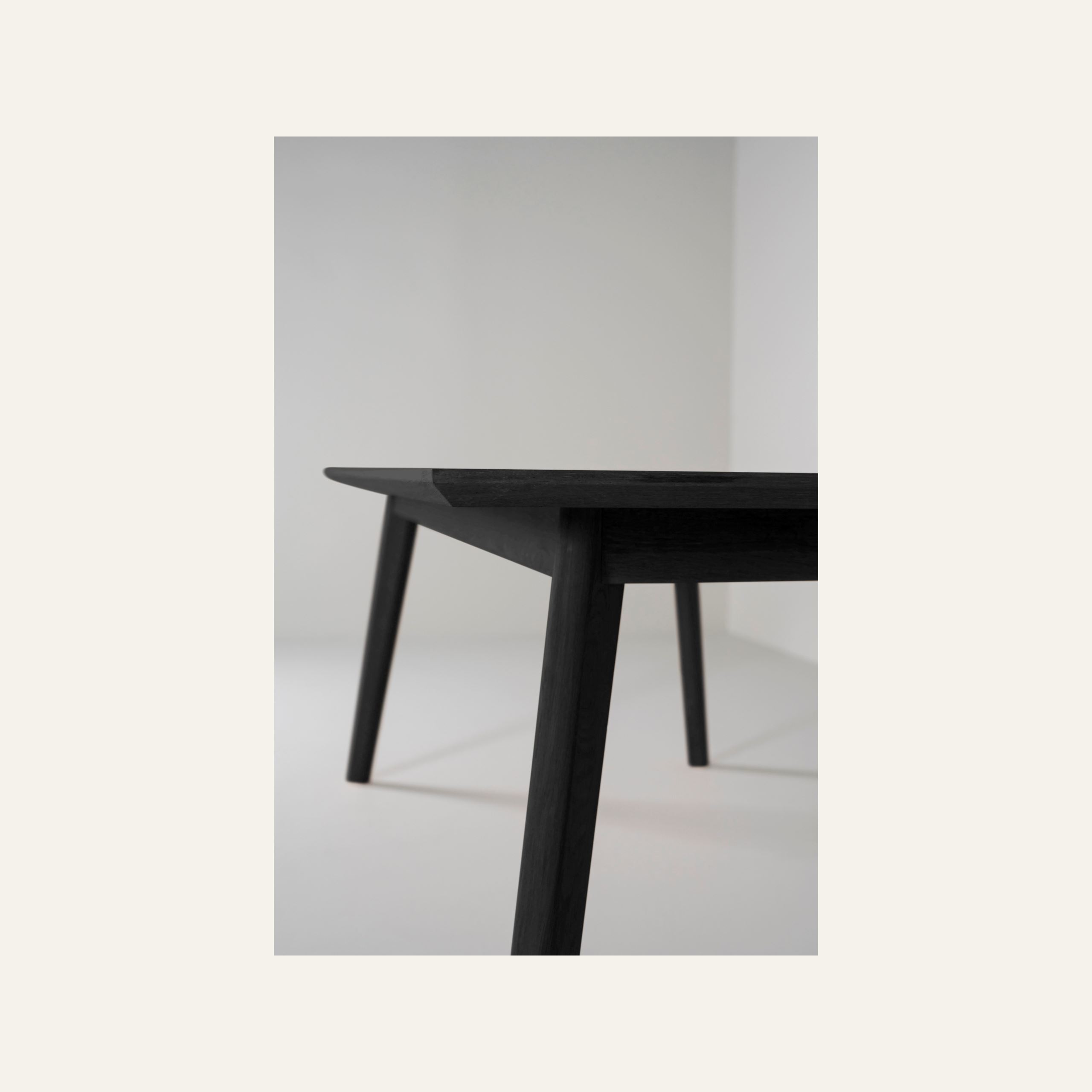 Söögilaud must - 4