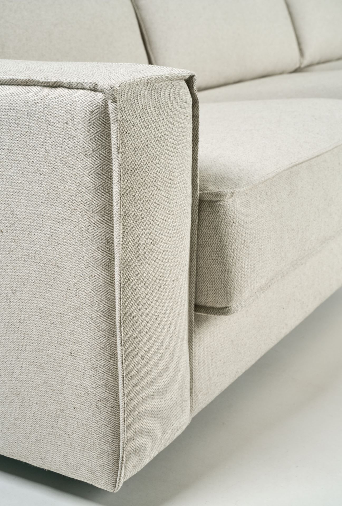 3-kohaline diivan lamamisosa vasakul naturaalne toon - 2