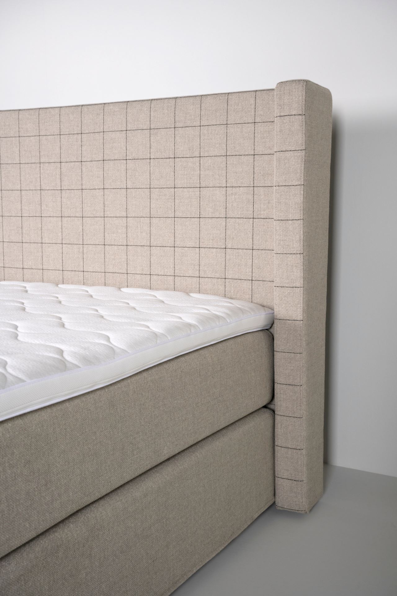 Voodipeats mitmevärviline/beez - 2