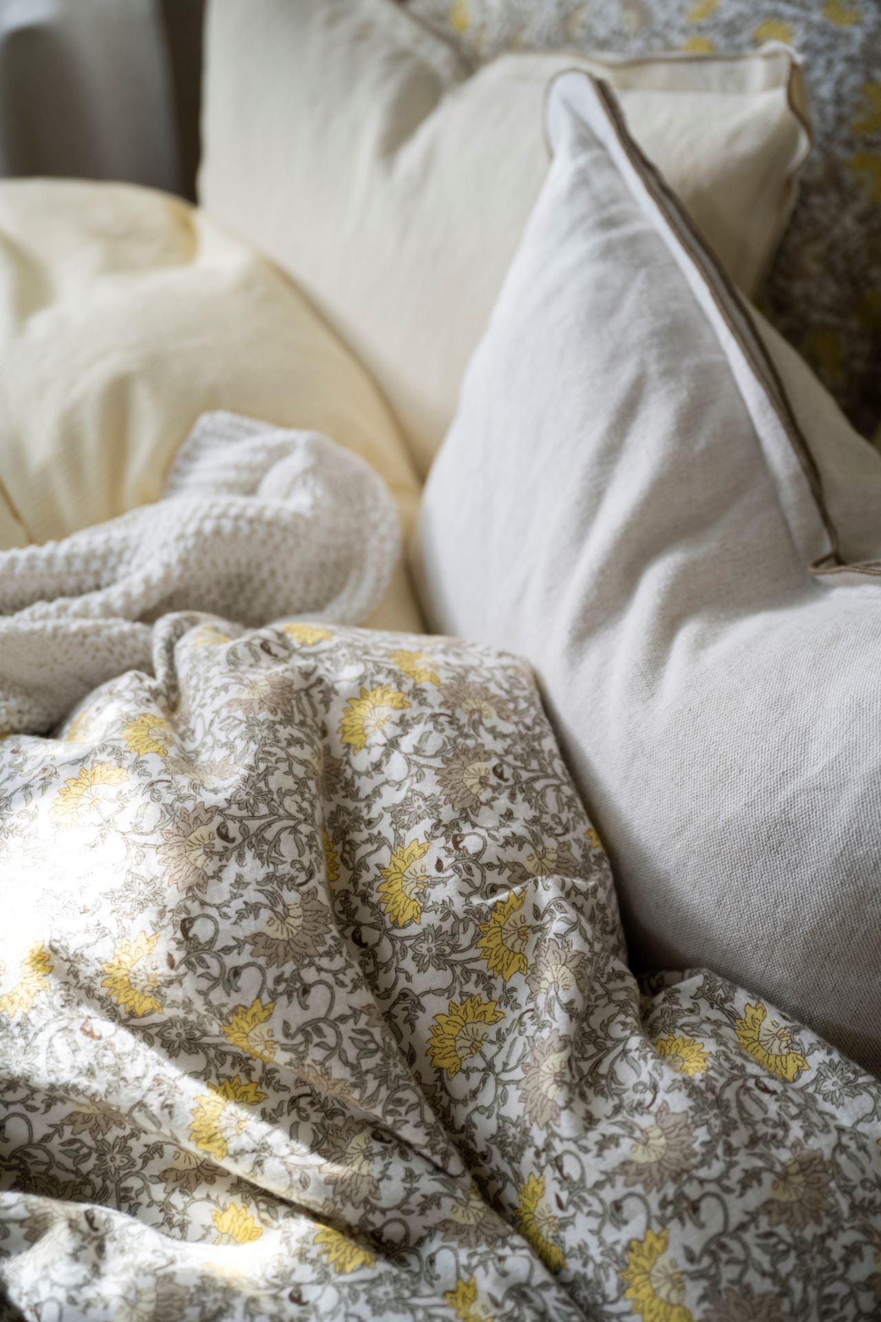 Dekoratiivpadja kate naturaalne toon - 2