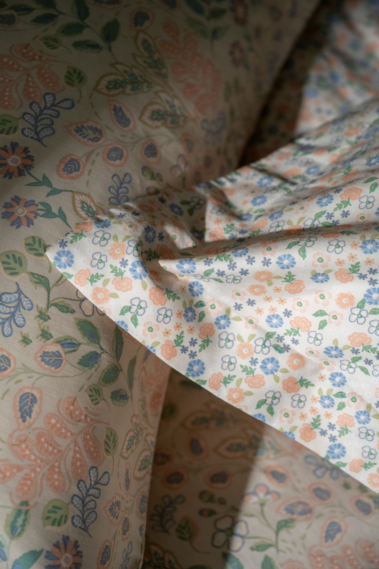 Voodipesukomplekt mitmevärviline - 4