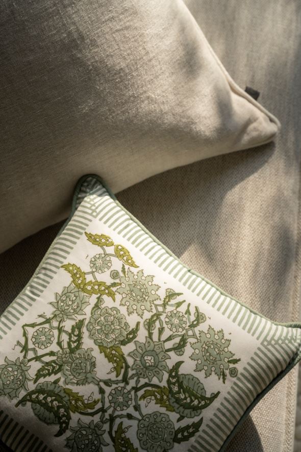 Dekoratiivpadja kate hele beige - 2