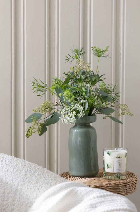 Lõhnaküünal mitmevärviline/beez - 2