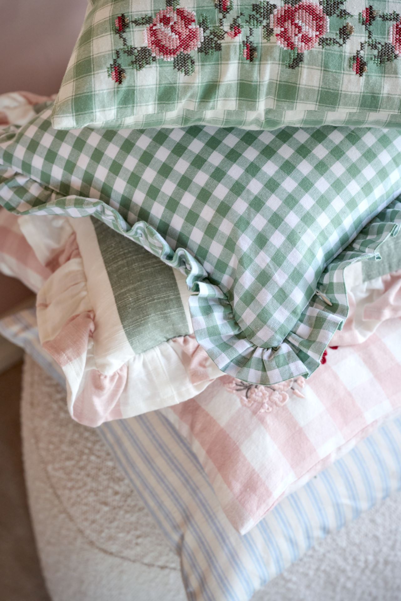 Dekoratiivpadi mitmevärviline/roheline - 2