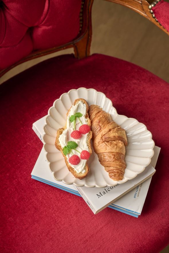 Südamekujuline taldrik valge - 3