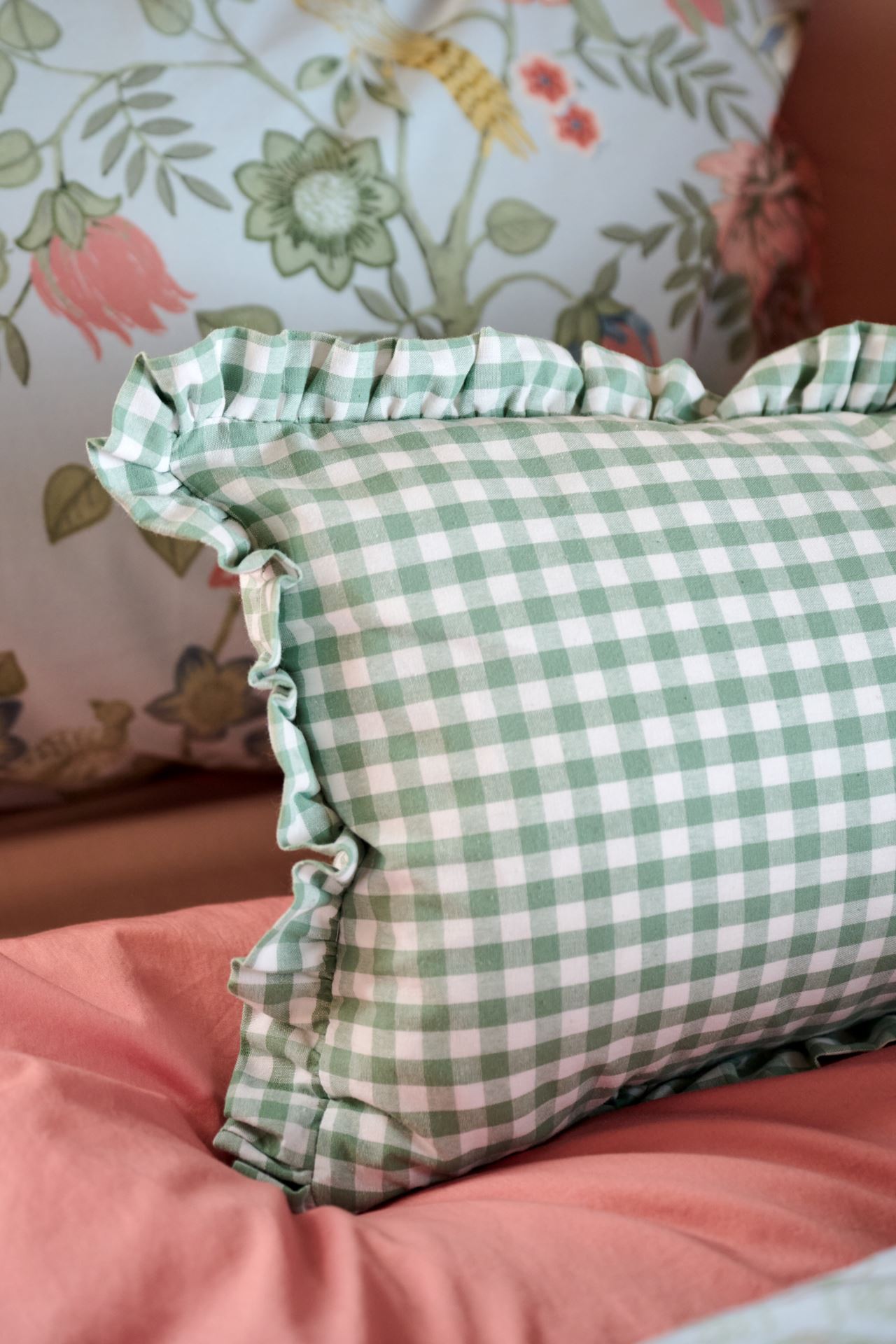 Dekoratiivpadja kate mitmevärviline - 2